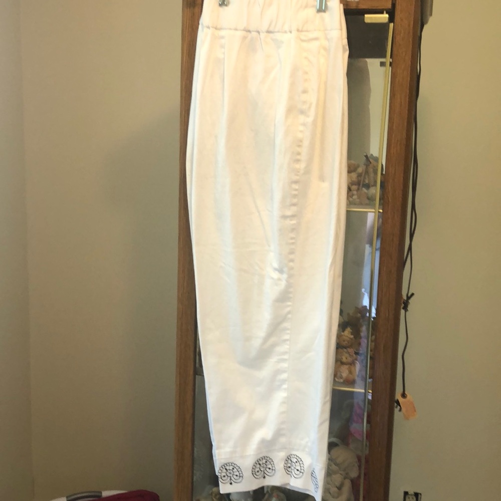R Q T Woman,  3 X  white cotton pant